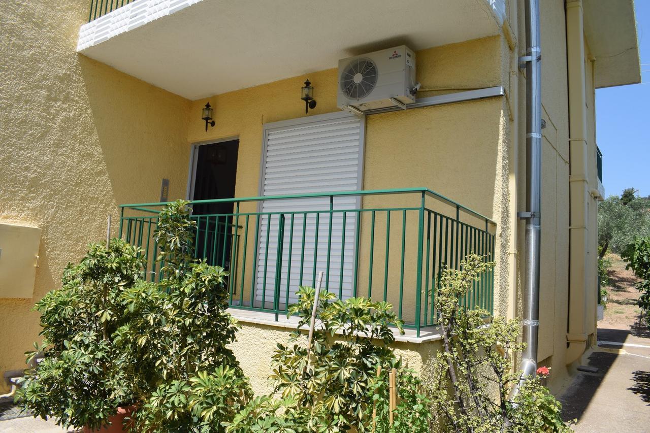 Apartments Rania Tolón Exterior foto